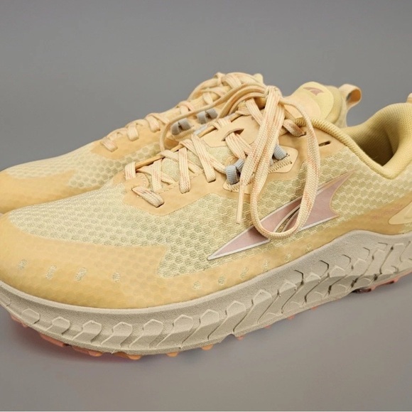 Altra Outroad Women’s Size 8 Yellow Orange - Picture 6 of 6